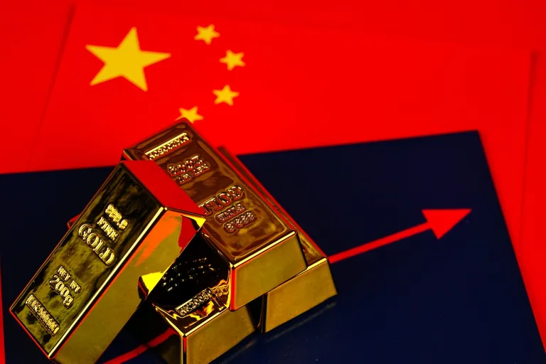 歴史的暴落の犯人は中国マネー？金・銀・BTC急落の裏側を解説