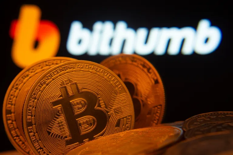 韓国取引所で62万BTCが誤配布、価格は一時15%下落