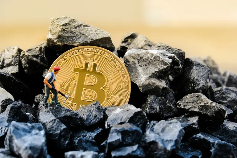 ビットコインマイナーの「沈黙」は強気か警告か？MPIに注目