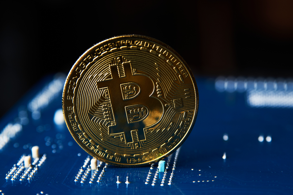 ビットコインは1万ドルへ下落する？ブルームバーグ専門家が弱気予想を継続