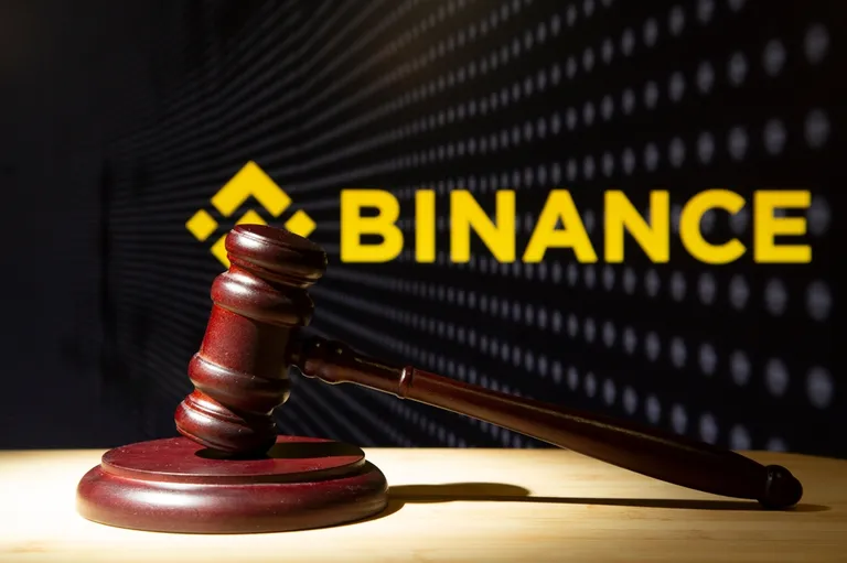 バイナンスに690万ドルの制裁金、500名超の個人投資家を誤分類