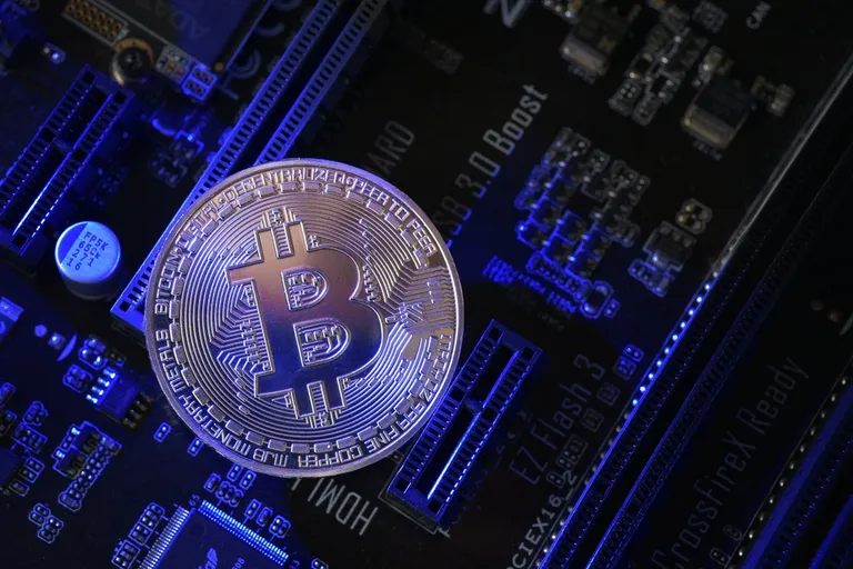 米議員、マイニング大手Bitmainを調査要求｜トランプ家との接触に焦点