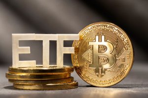 ビットコインETF「資金流出」の裏に潜む時価総額の罠とは
