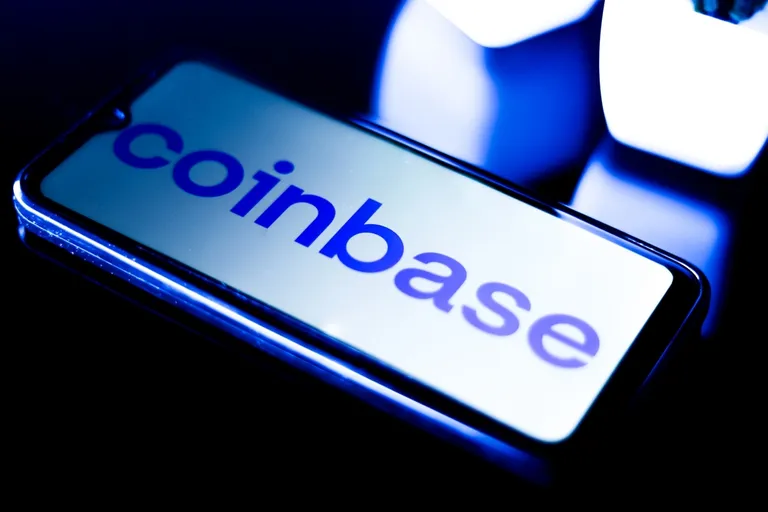 コインベース、欧州26カ国で仮想通貨先物を提供開始｜BTCやMag7指数連動型を導入