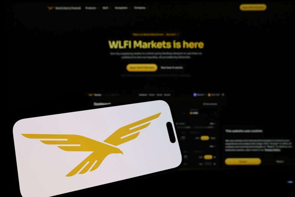 トランプ氏支援の仮想通貨プロジェクト「WLFI」、大口投資家向けの優遇措置を可決