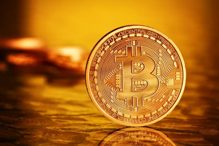 ビットコイン、8.2万ドルまで「空白地帯」か｜利益確定売りが壁に