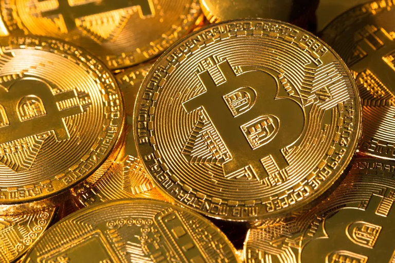 米イランの対立長期化に伴い、国家に依存しない資産「ビットコイン」に注目集まる