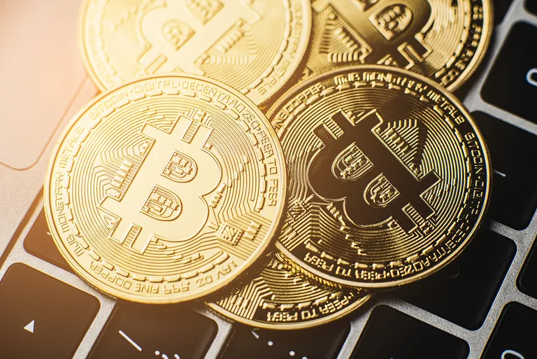 【今日の仮想通貨ニュース】マイニング企業のAI転換が過去最多。仮想通貨が老後設計のヘッジに?