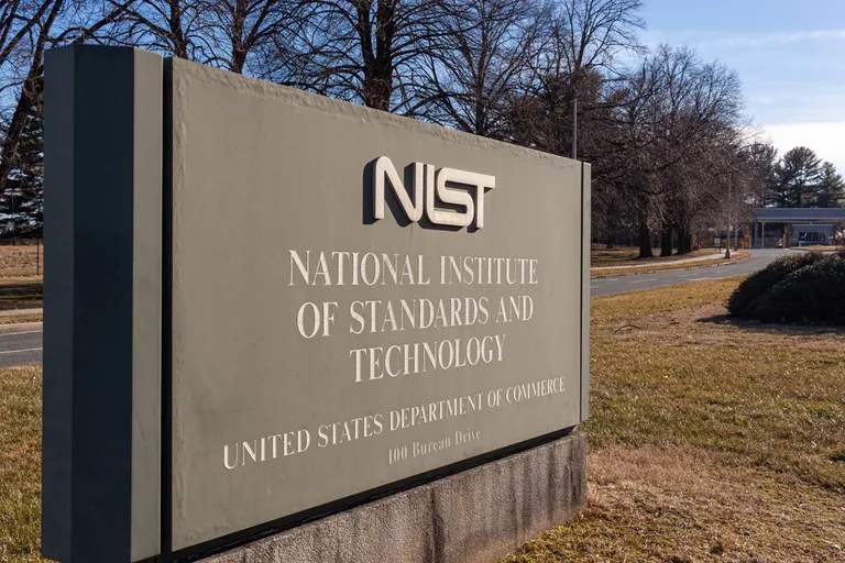 2035年に仮想通貨が終焉？米研究所が迫る「量子後暗号」移行の緊急性