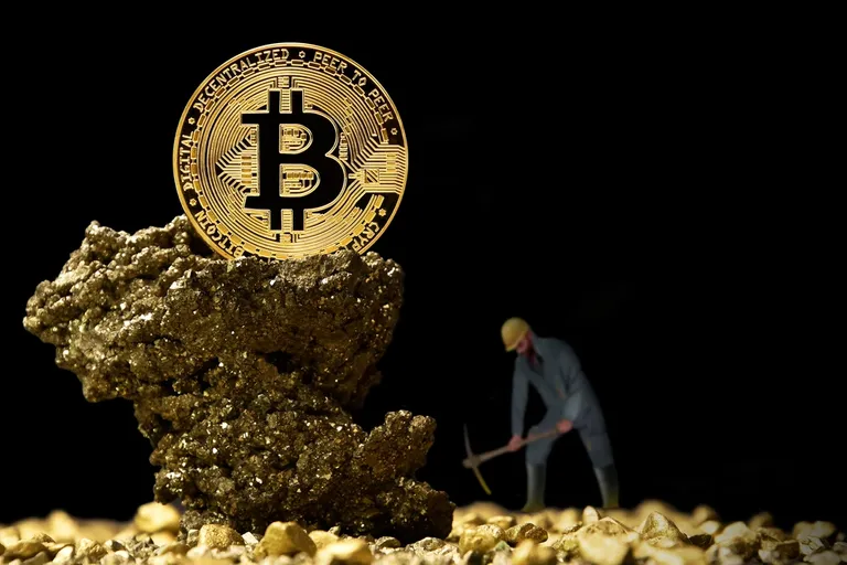 ビットコインマイナー降伏間近？採算悪化で売り圧力が継続