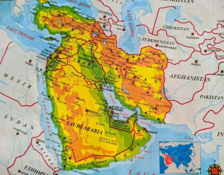 イランが米大手企業を警告、仮想通貨市場に新たなインフラリスク