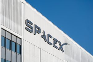 マスク氏のSpaceX、ビットコイン1.8万枚保有｜IPO申請で開示