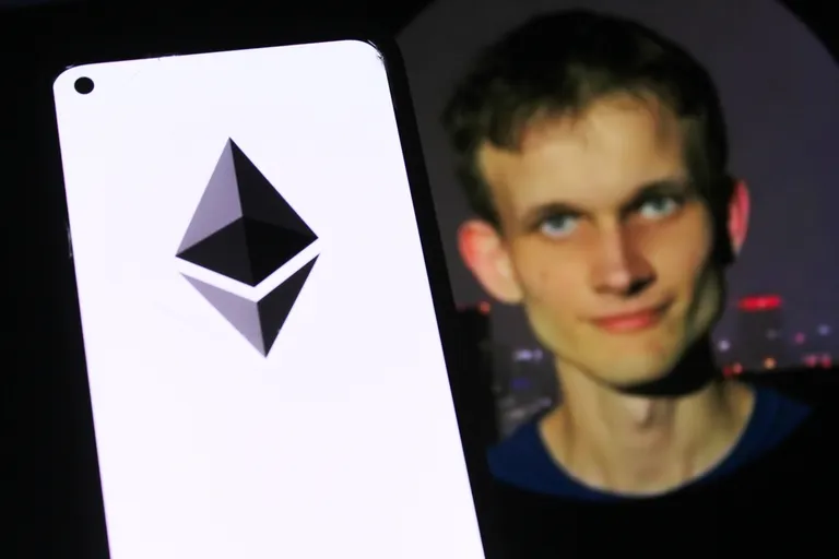 イーサリアム創業者が語る未来「中心ではなく一つのノードに」