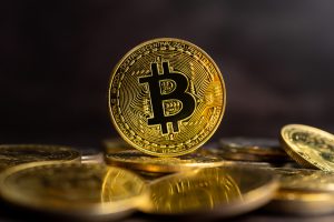 FRBの「金融火力」が通じない時代へ、ビットコインにも影響か