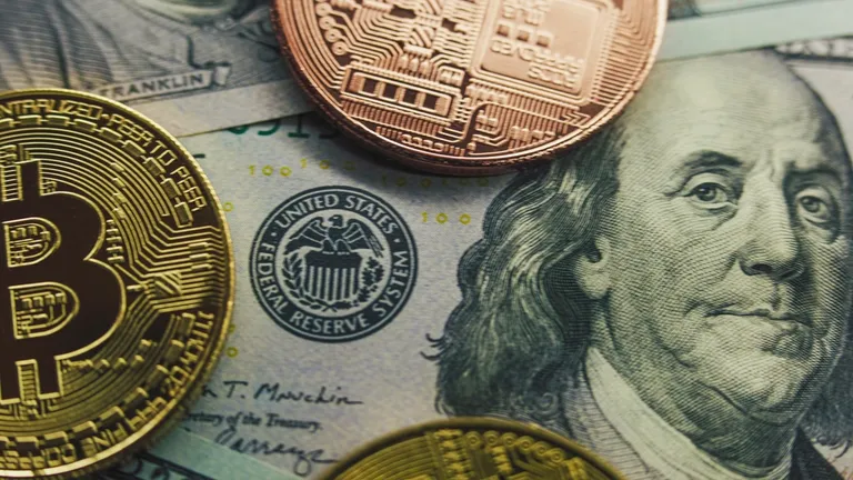 ビットコインに新たな逆風、米財務省が9000億ドル吸い上げ方針