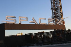 スペースX株、IPO後も6%高で堅調|仮想通貨先物にも波及