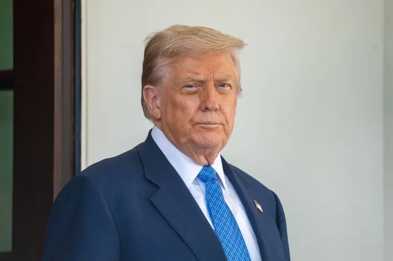 トランプ関連仮想通貨プロジェクト、信託銀行認可へ｜利益相反の指摘も