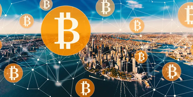 休むNY市場、休まぬビットコイン|24時間取引は強みか罠か
