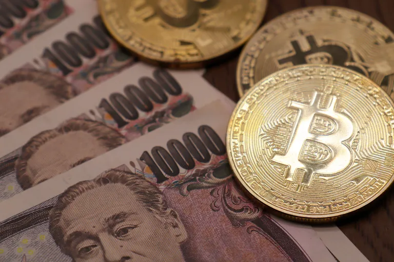【今日のマクロ経済ニュース】止まらない円安・日経最高値圏。BTCの資金流出止まらず