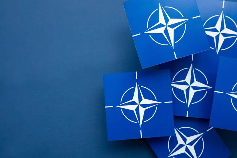【今日のマクロ経済ニュース】NATO首脳会議がアンカラで開幕。BTCは6.3万ドルを維持できるか