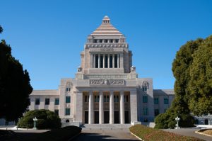 仮想通貨が「金融商品」に、改正法成立で税率20%への道