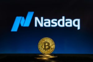 ナスダックのBTC新商品が宙に｜CME「証券ではない」と反論