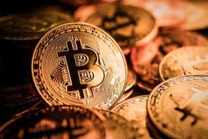3週間で672億円相当のBTCが移動、売却準備か集約処理か