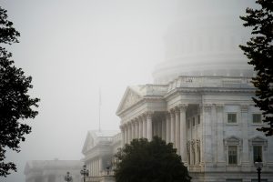 米仮想通貨法案に暗雲｜議事日程に載らず、8月7日が事実上の期限