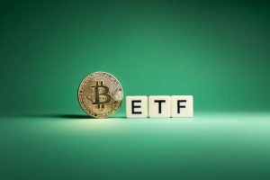 著名投資家、ビットコインETFを18.9%買い増し|コールは85%減