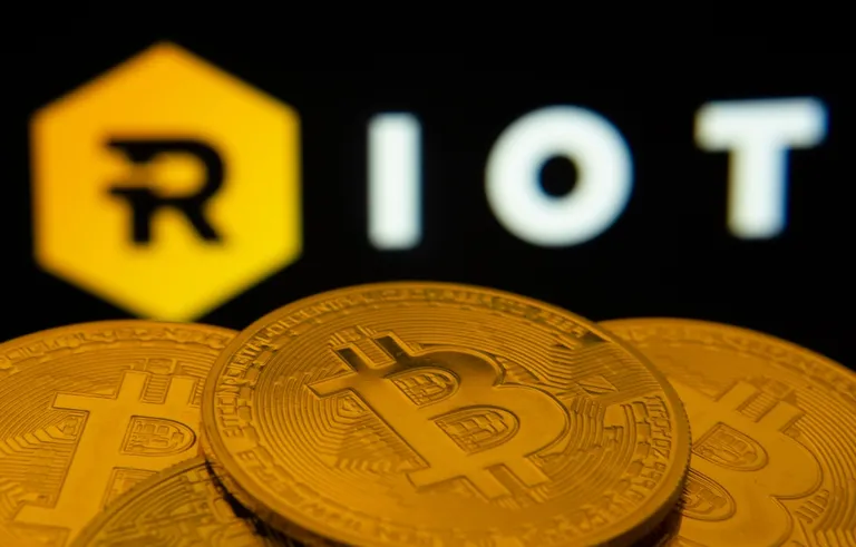 91億ドルのAI契約も原資はBTC売却｜マイニング大手ライオット